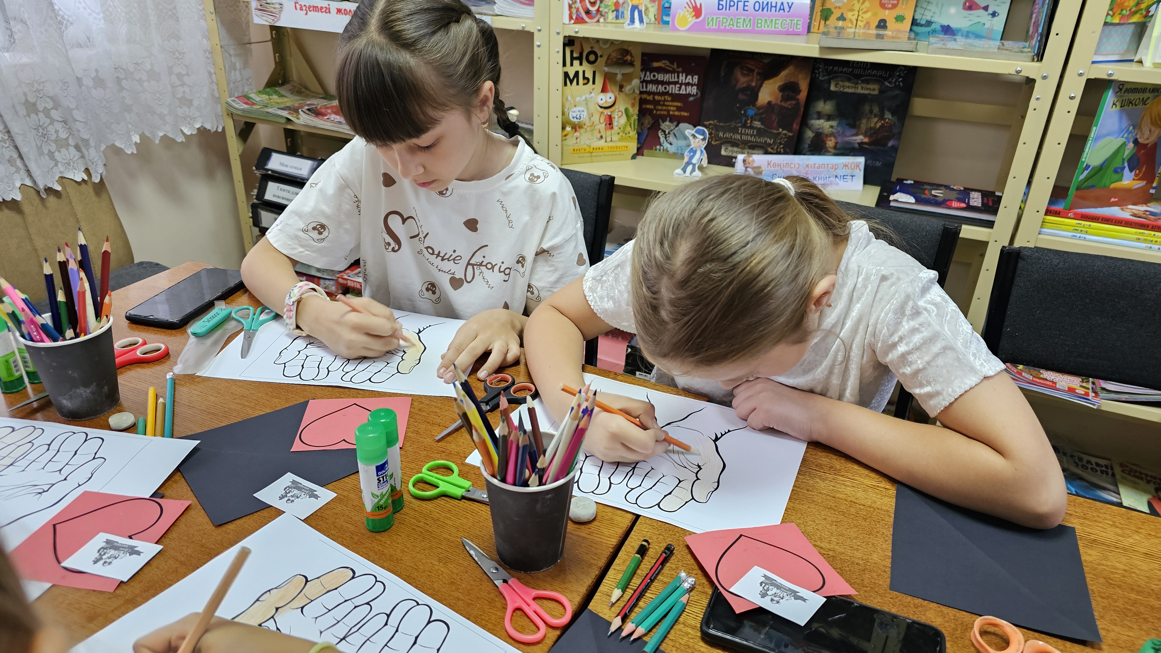 «Өнерлі алақандар» үйірмесі